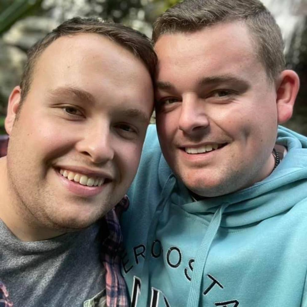 Meet your Posher, Casey